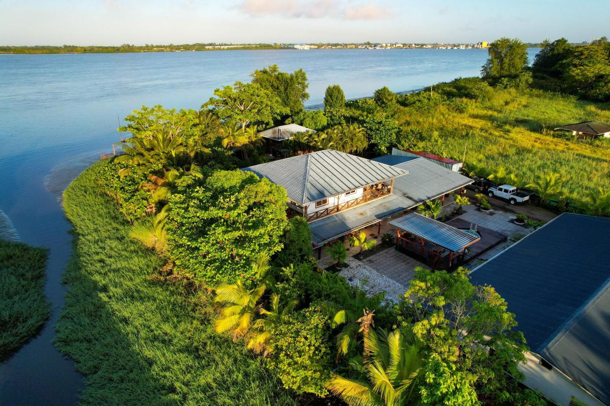 Sutopia Holiday Resort Paramaribo Exterior photo